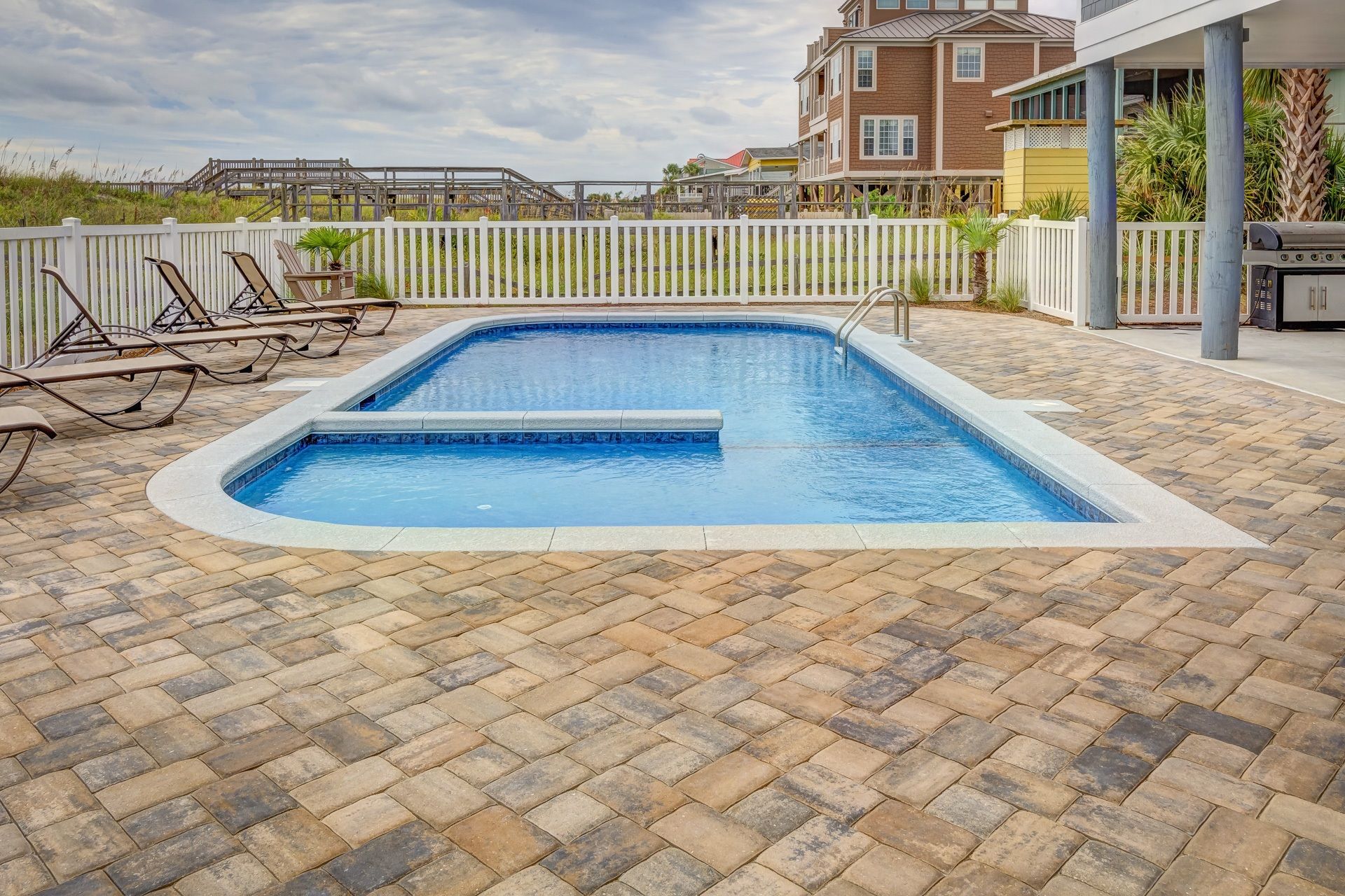 POOL EDGING STONES, POOL BORDER STONES application 3