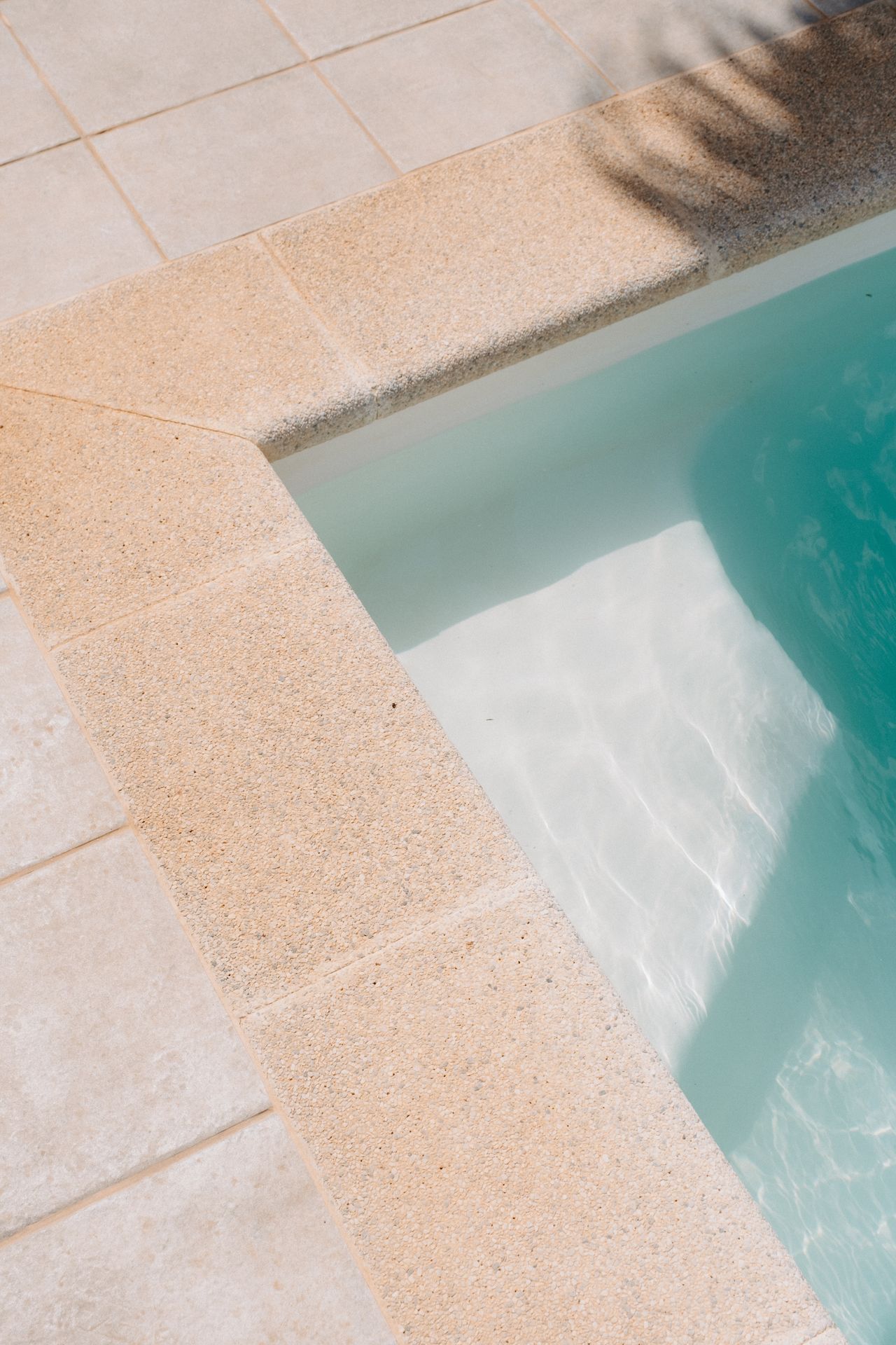 POOL EDGING STONES, POOL BORDER STONES application 2